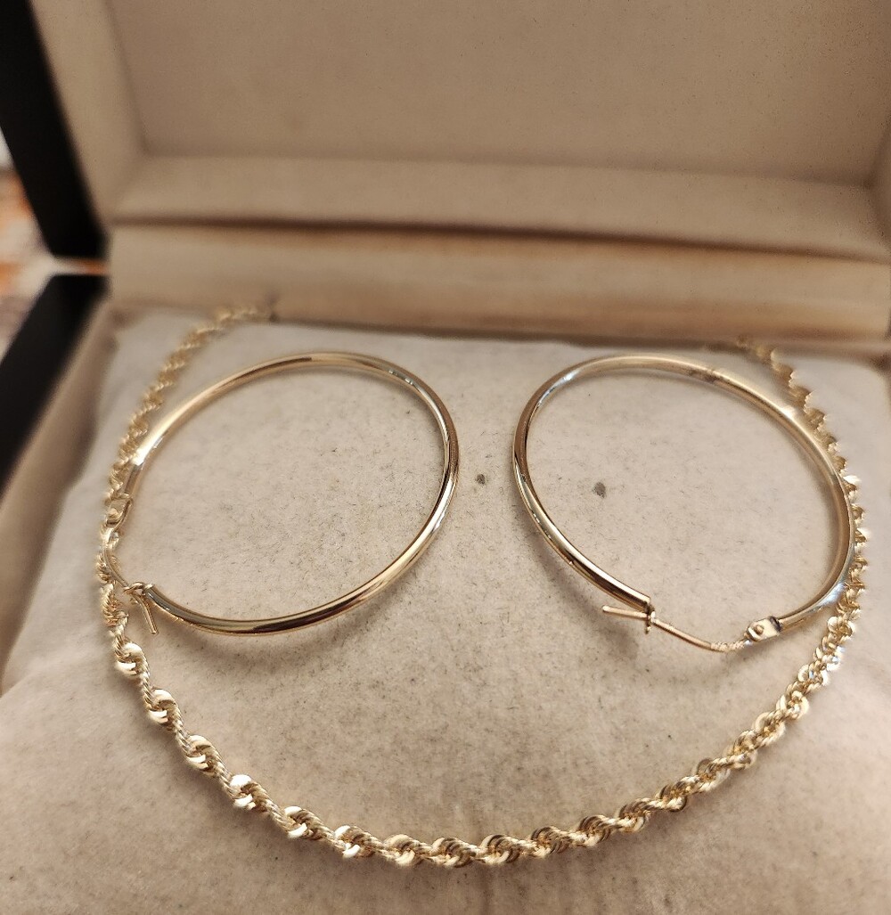 14kt GOLD HOOPS + 14KT GOLD ROPE BRACELET NEW